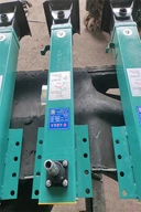 Kaki Terpasang Lampu Tautan